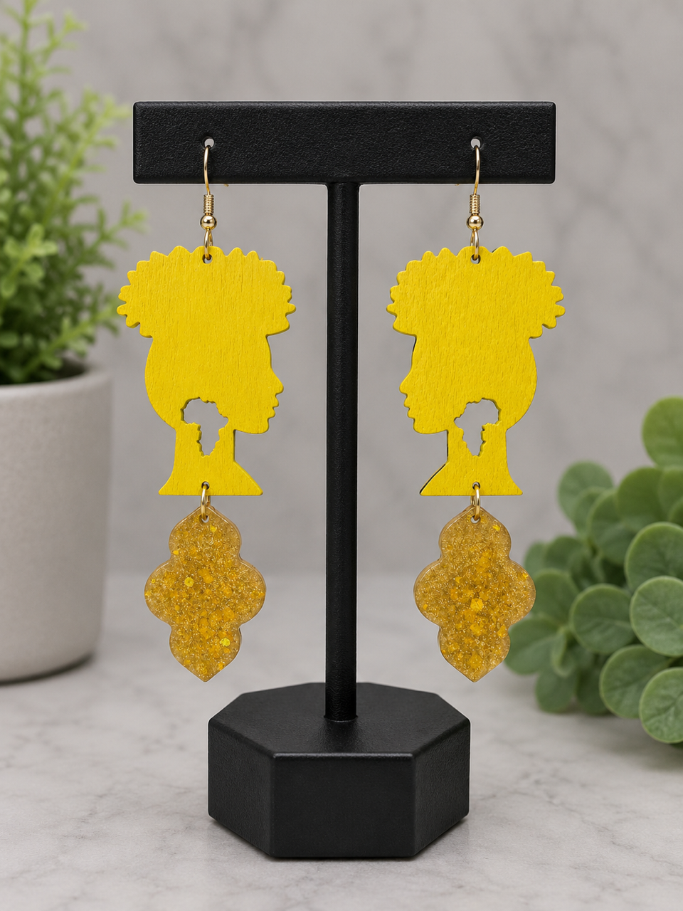 Natural Beauty Silhouette Earrings